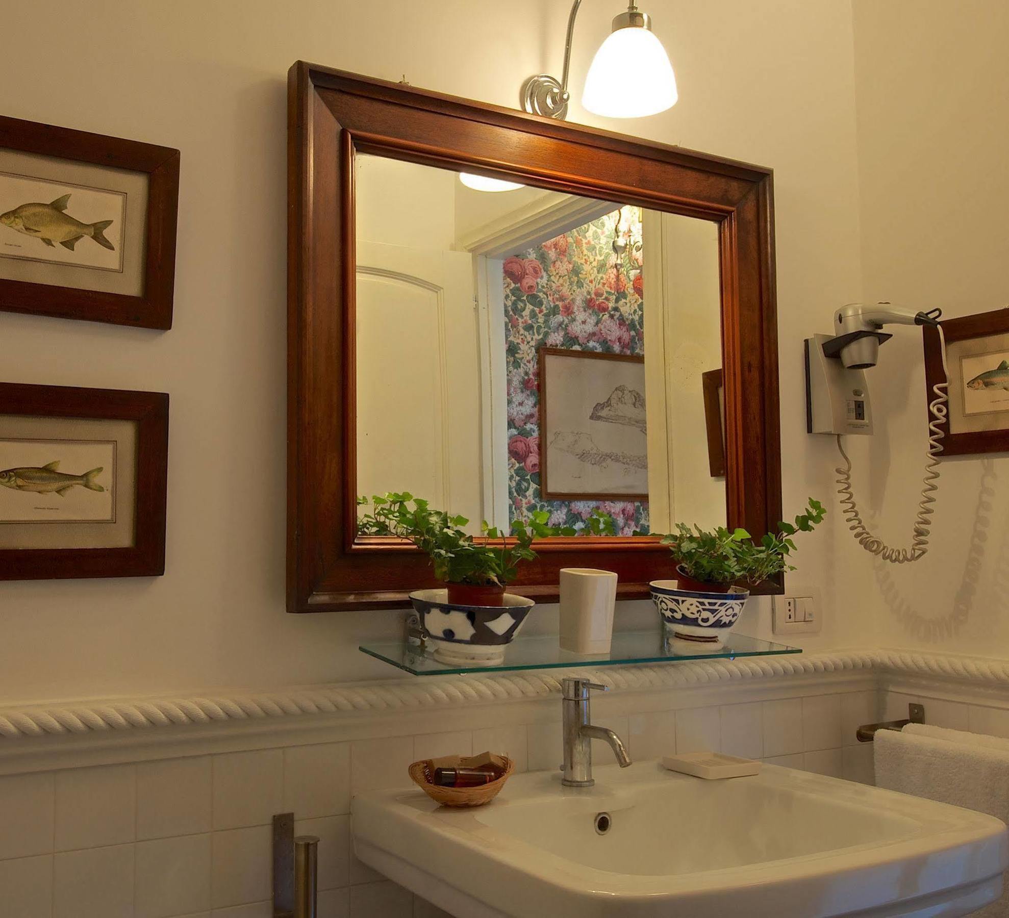Guest House Arco Dei Tolomei Rom Eksteriør billede
