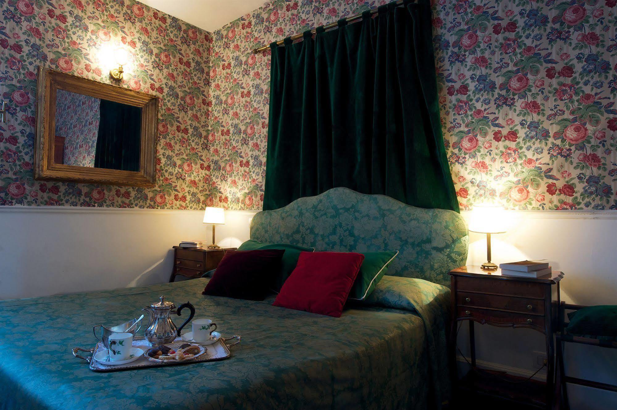 Guest House Arco Dei Tolomei Rom Eksteriør billede
